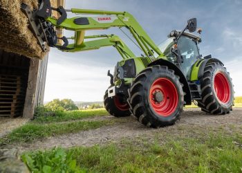 Vredestein apuesta por su serie Traxion 70 para tractores de entre 70 y 200 CV