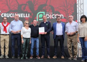 PEROTTI EN AGROACTIVA: “LA MAQUINARIA AGRÍCOLA ES TRADICIÓN, EMPLEO Y CONOCIMIENTO”