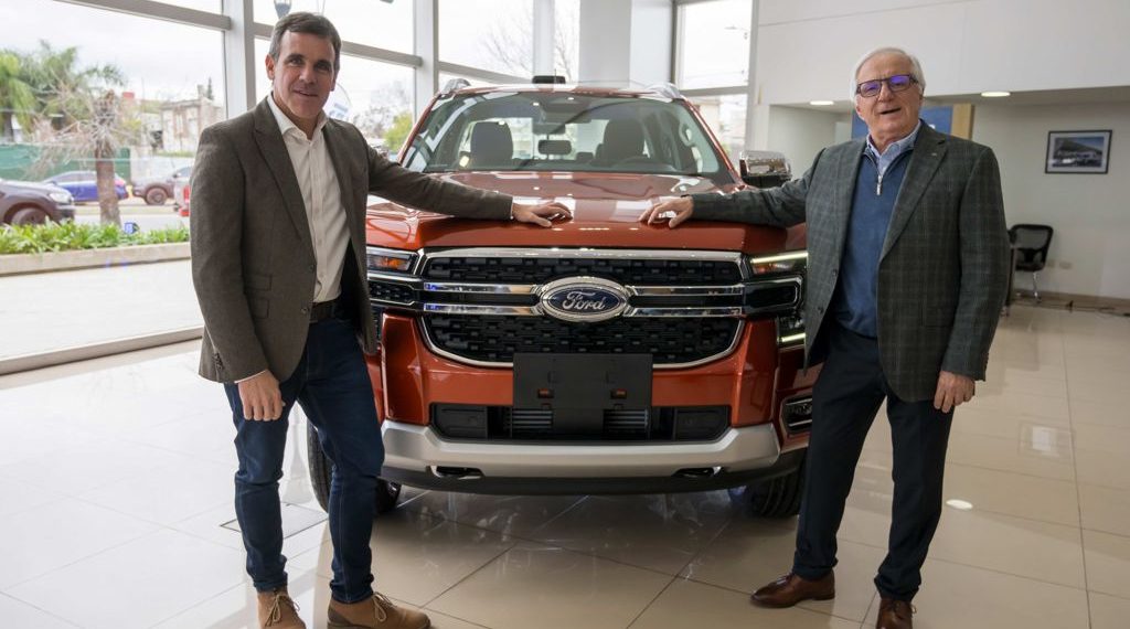Giorgi presentó la Nueva Ranger en su showroom de Puerto Norte
