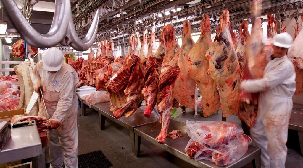 El consumo per cápita de carne en la Argentina cayó 16% en los últimos diez años