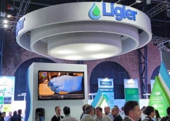 Grupo Bee presentó dos revolucionarias novedades en el Congreso de Aapresid