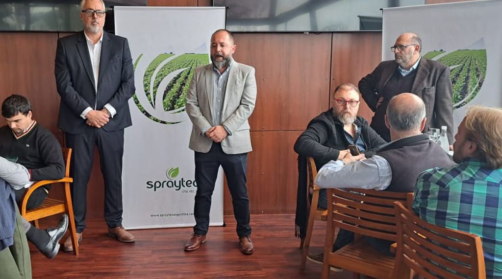 Spraytec invierte USD 45 millones en instalaciones y suma a Guillermo Alonso a su staff