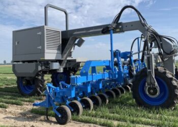 Innovación en maquinaria agrícola: Cultivador autopropulsado multifunción desarrollado en Países Bajos