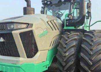 China desarrolló el tractor híbrido más potente del mundo