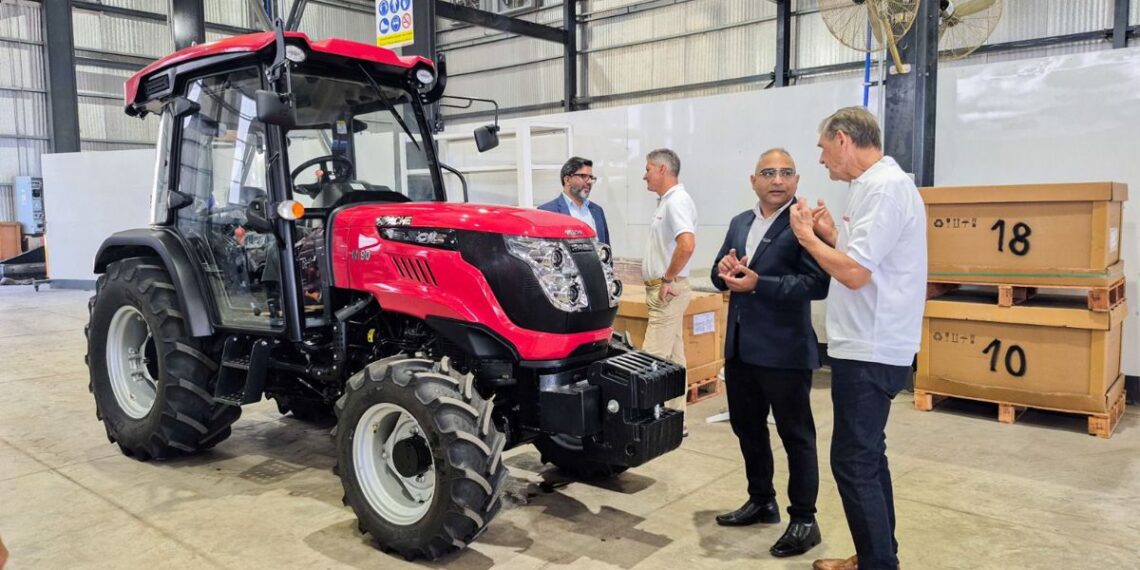 Apache Solis fortalece el negocio de tractores en Argentina