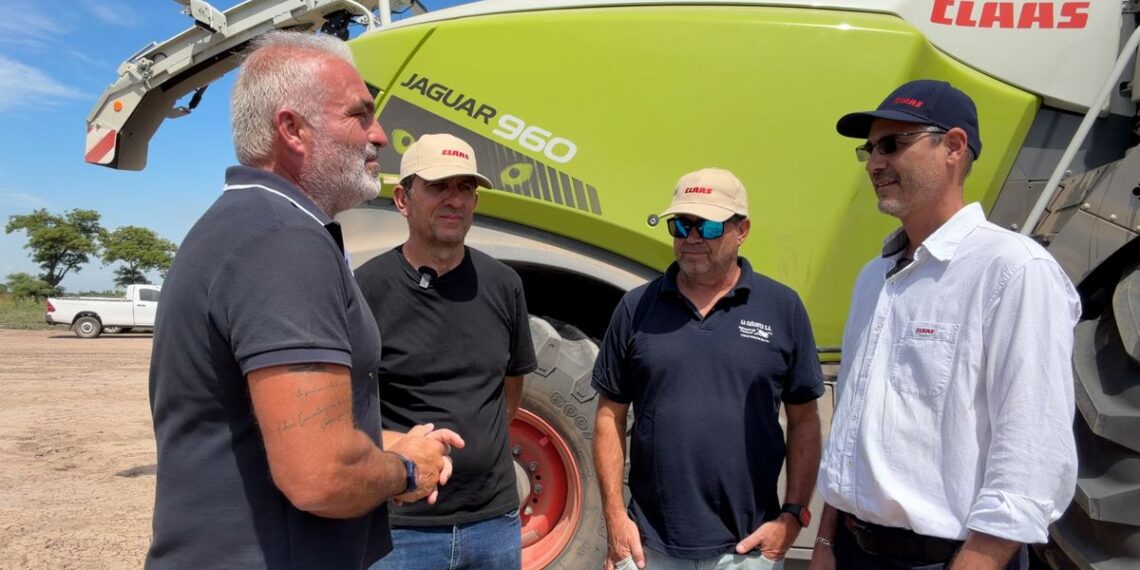 Entrega picadora de AgroCar a «La Cañadita» SA – Cañada Rosquín (Santa Fe)