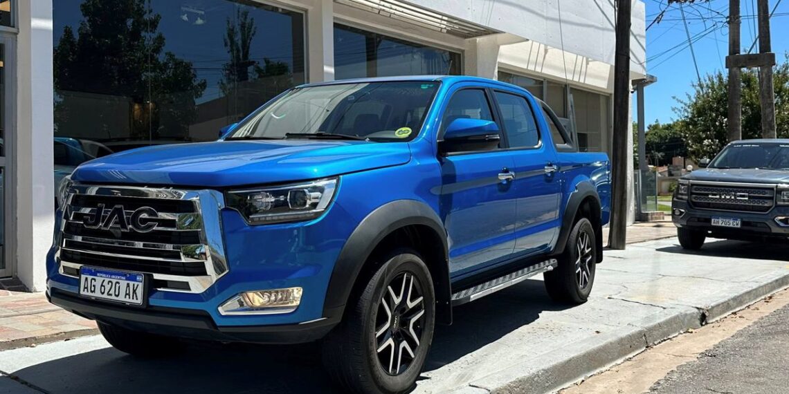 Orio Hnos de San Genaro presentó sus automóviles usados recomendados