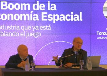 El argentino que trabaja en la economía espacial y anticipa cómo crecerá la economía fuera de la Tierra