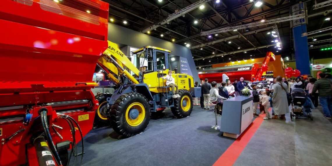 AKRON llega a la Rural de Palermo con novedades en maquinaria, drones y soluciones financieras para el productor