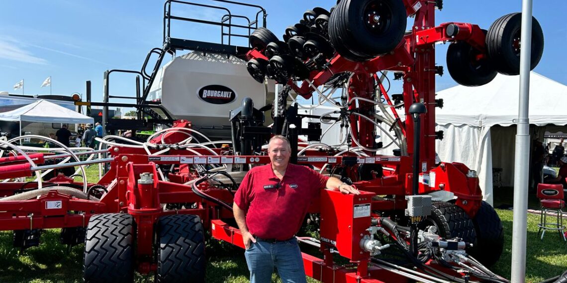 La sembradora neumática Bourgault CDi50 combina capacidad de siembra con flexibilidad en el terreno